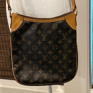 Louis Vuitton Odeon PM crossbody bag ❤️